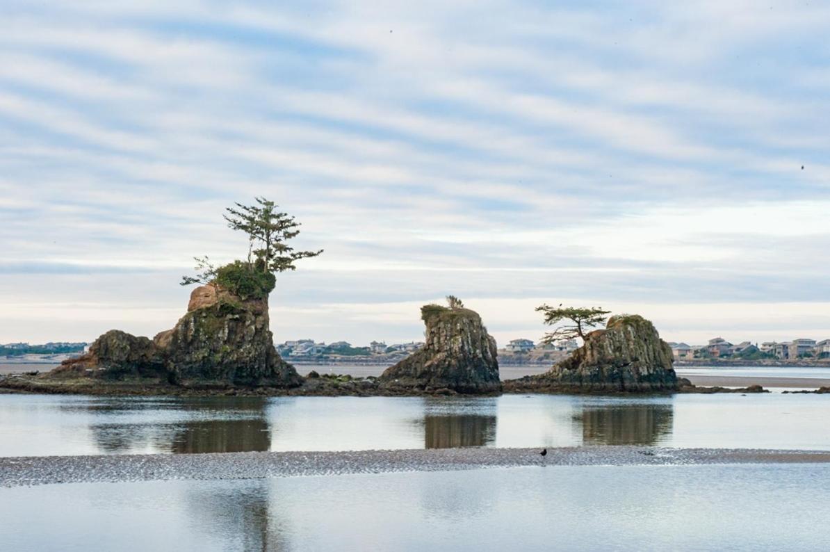 New Listing! Bay-View Beauty With Private Balcony Condo Lincoln City Exterior foto